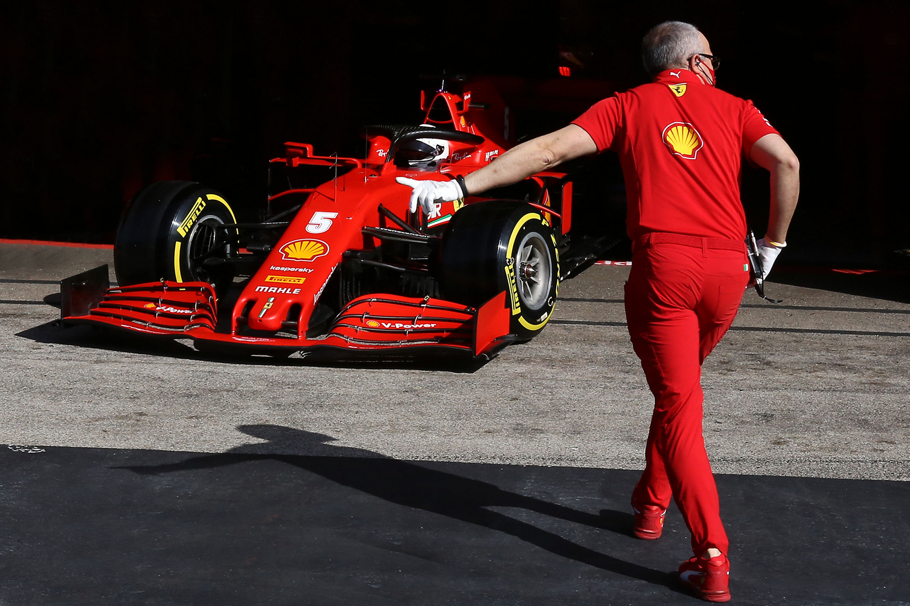Vettel: Leclerc je u ovom trenutku ligu iznad