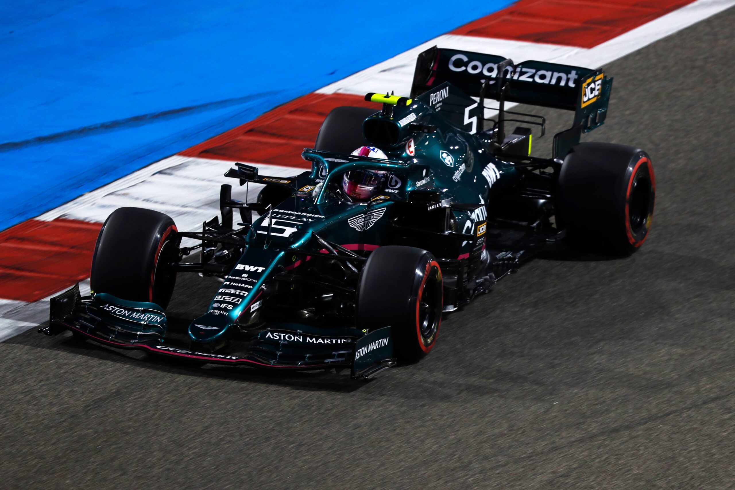 Rosberg: Vettelove pogreške atipične su za svjetskog prvaka